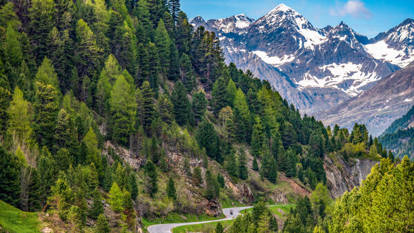 Auf den Spuren von James Bond in „Spectre“: Timmelsjoch & Ötztal Auf den Spuren von James Bond in „Spectre“: Timmelsjoch & Ötztal
